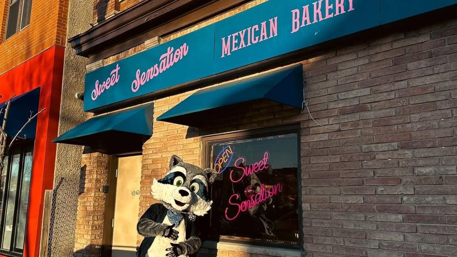 Pan con Cafécito & Takeouts